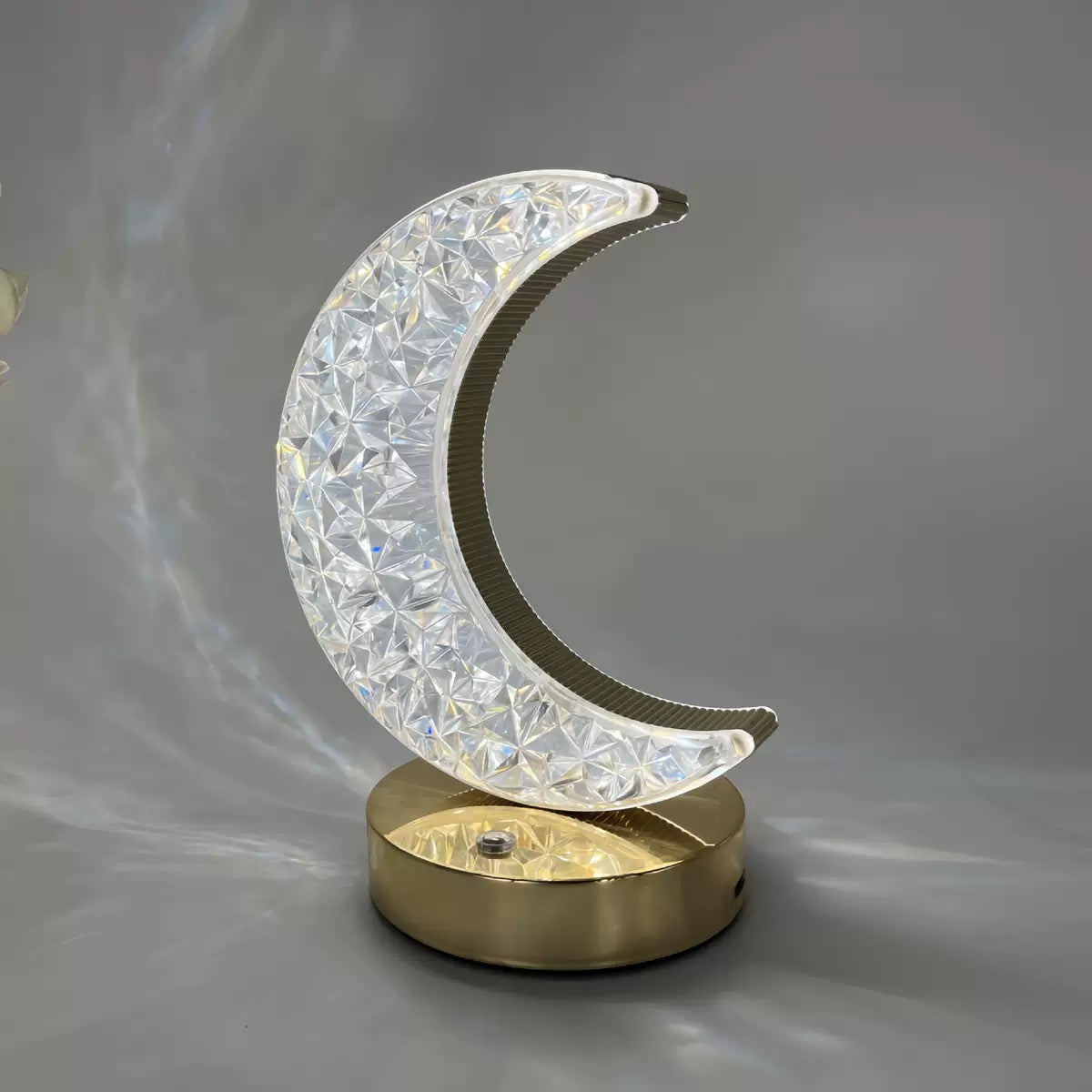 VaraLiving™ Veilleuse Tactile en Cristal Géométrique (Rechargeable USB)