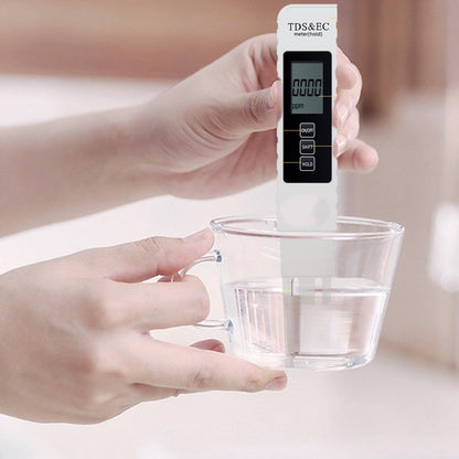 Testeur de Qualité de l'Eau 3-en-1 – Mesure Précise du pH, Chlore & Dureté avec Écran LCD