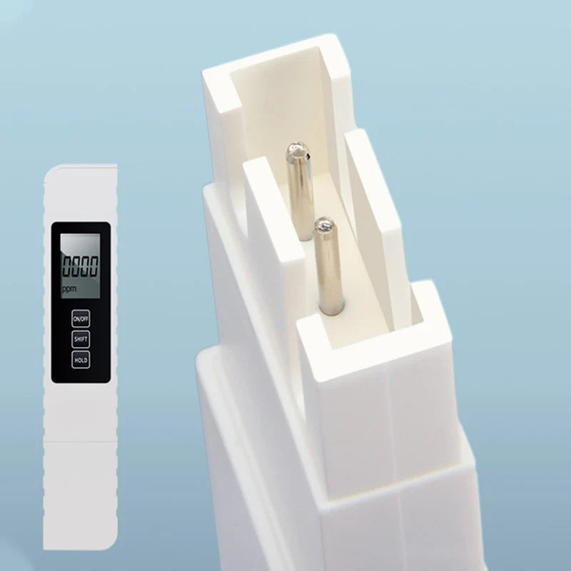 Testeur de Qualité de l'Eau 3-en-1 – Mesure Précise du pH, Chlore & Dureté avec Écran LCD