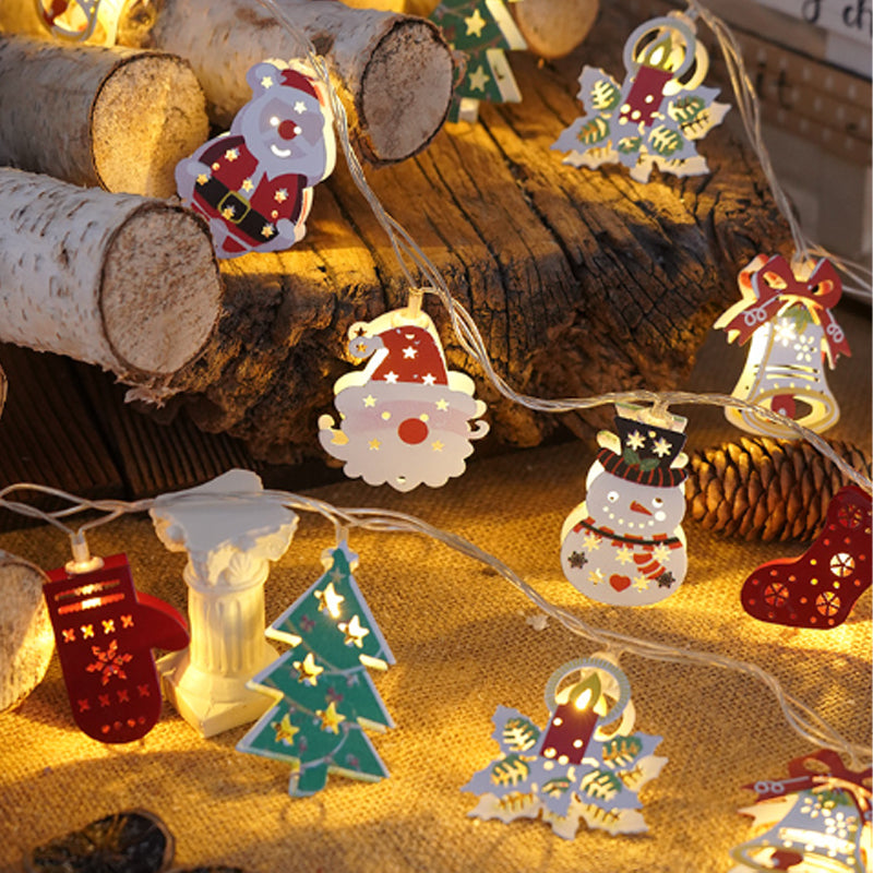 Guirlande lumineuse LED de Noël avec figurines OmniLiving™ | Ambiance de Noël chaleureuse