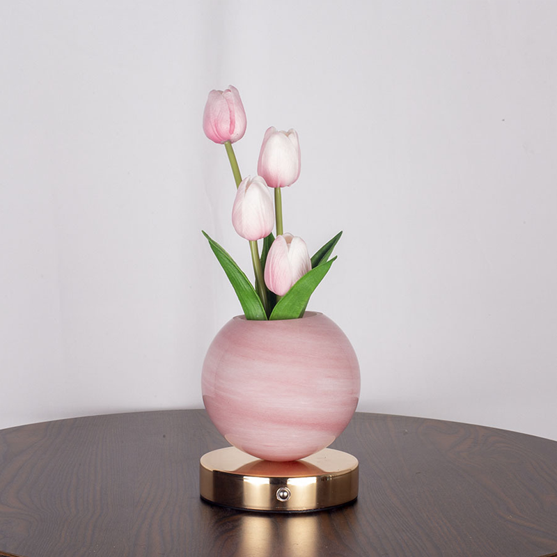 KiddieGlow™ Veilleuse Bouquet de Tulipes Élégante | Lampe de Table LED d'Ambiance