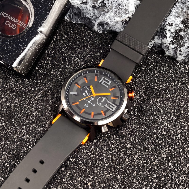 ChronosEase™ Montre à Quartz Élégante pour Homme | Idéale Quotidien & Business