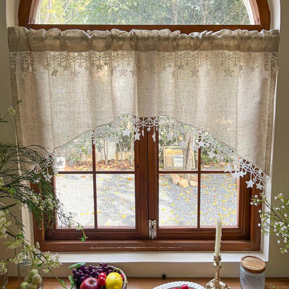 VaraLiving™ Brise-Bise Brodé Étoiles Bord Ondulé (Style Bistrot)